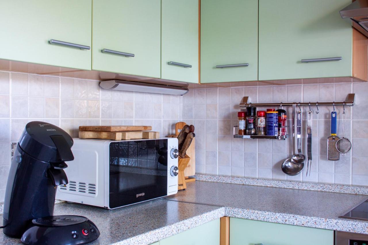 Marcel Apartment Mit Meerblick Трогир Екстериор снимка