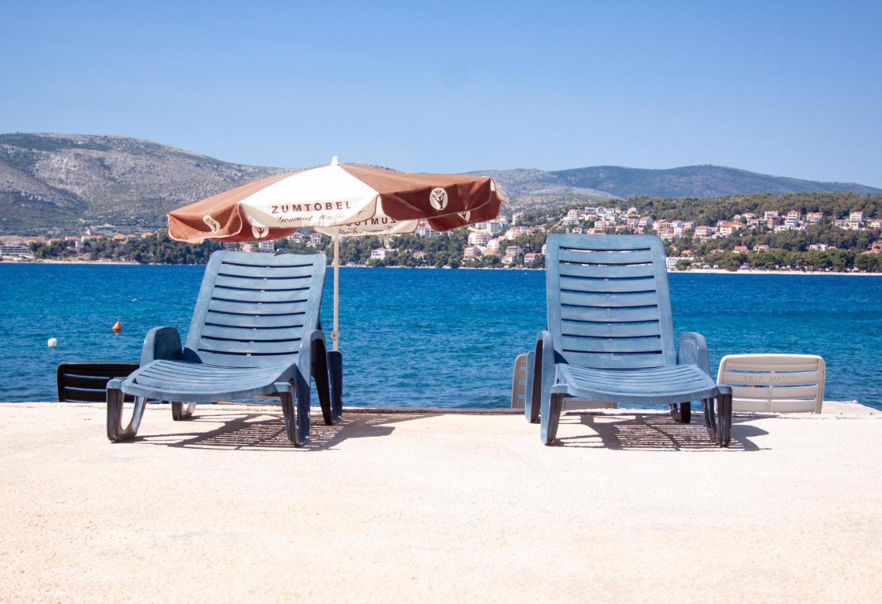 Marcel Apartment Mit Meerblick Трогир Екстериор снимка