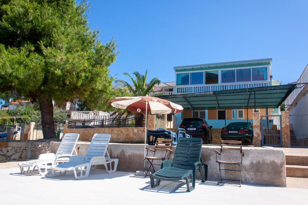 Marcel Apartment Mit Meerblick Трогир Екстериор снимка